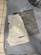 essentials shorts S-L