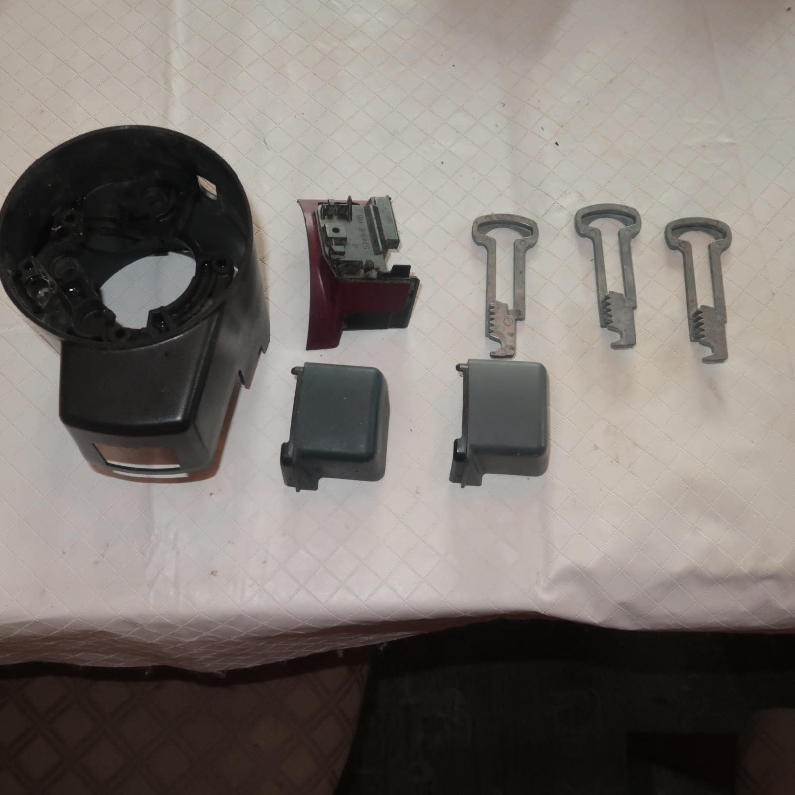 Picture 1 of 6