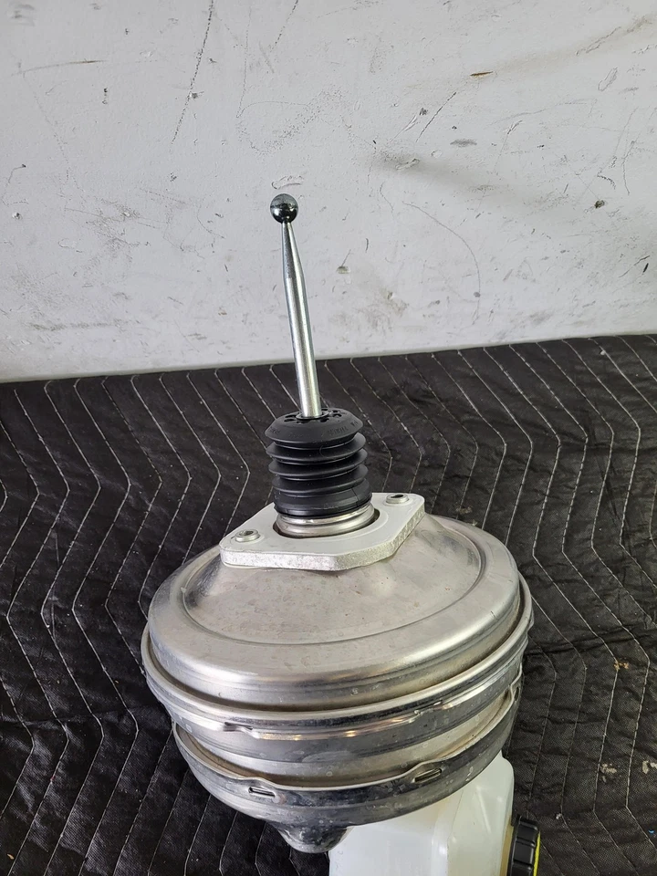 PORSCHE BOXSTER 718 2.0L cilindro mestre de freio e reforço USADO FABRICANTE DE EQUIPAMENTO ORIGINAL 98135502534 - Imagem 3 de 4