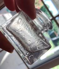 DIAMOND INK CO 2 OZ  SQUARE INK BOTTLE. Milwaukee Rare. no damage