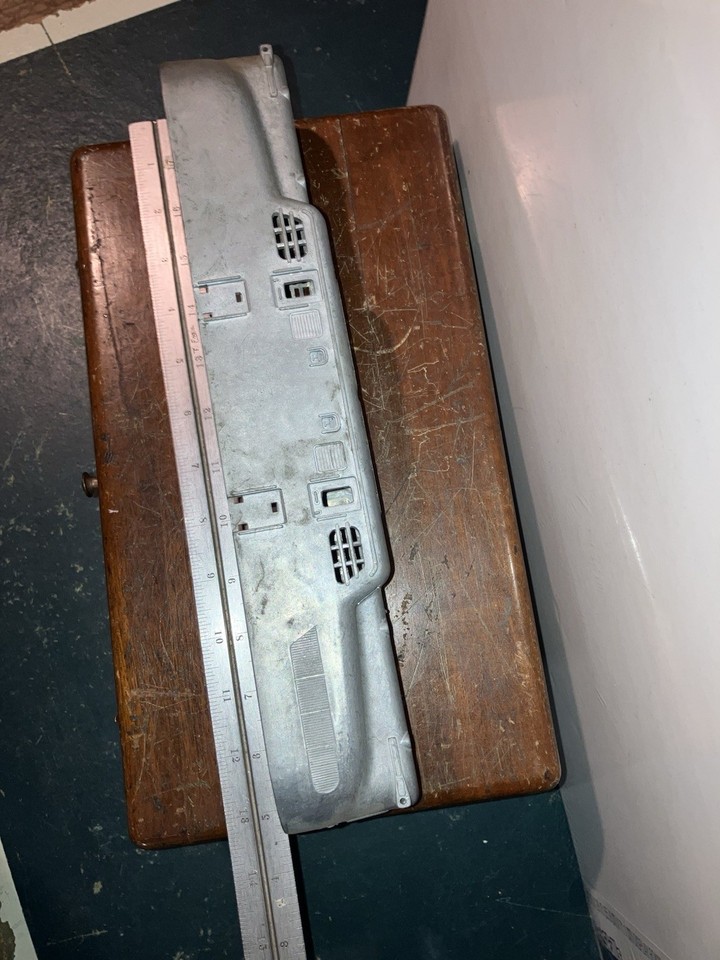 Vintage Lionel GG1 Electric Locomotive cast body cab shell. O Scale | eBay