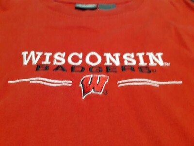 University of Wisconsin Pro Ege Embroidered T Shirt XL