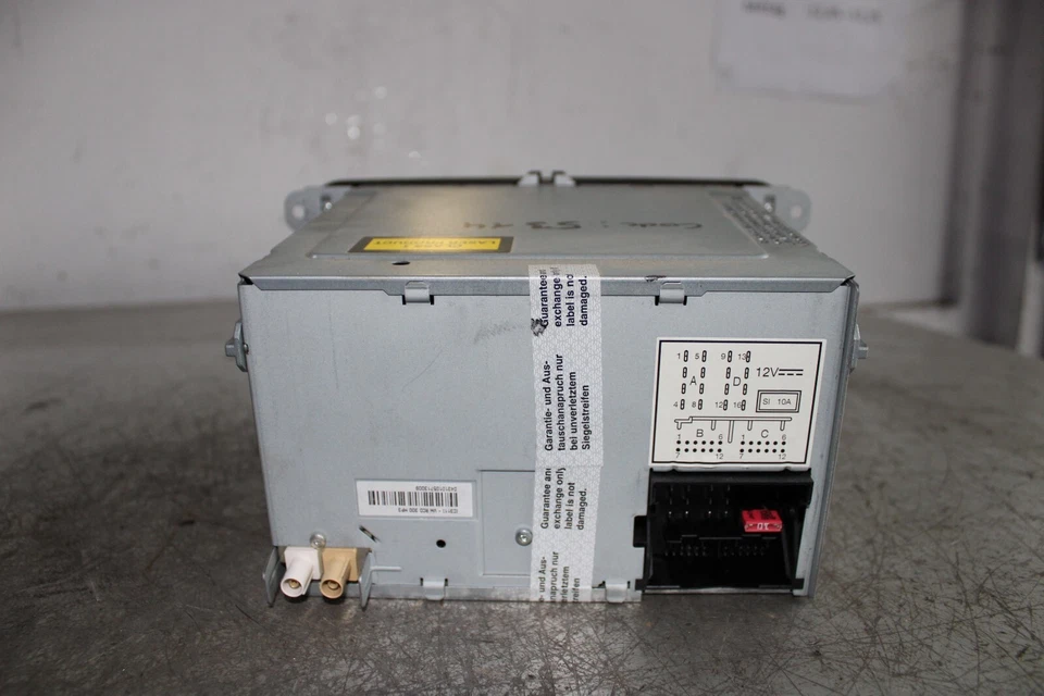 VW Passat B6 Variant 2,0 TDI 103 kW Radio mit Code 1K0035186AD - Bild 3 von 4