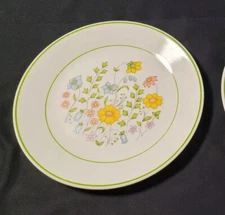 Bright! Corelle Meadow 10 1/4" Dinner Plates Multicolor Flowers On White 