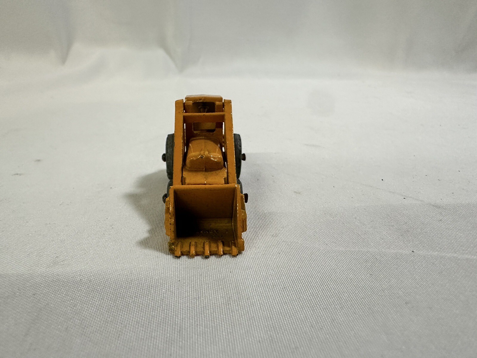 MATCHBOX LESNEY HYDRAULIC EXCAVATOR N°24 + BOITE ORIGINE