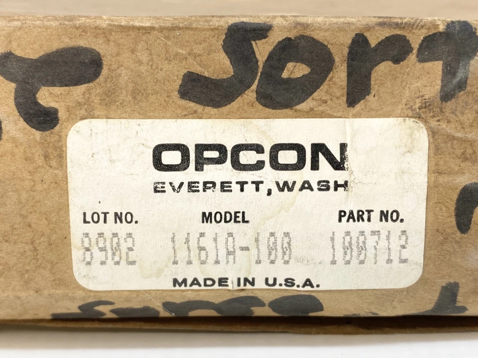 Opcon Eaton Cutler Hammer 1161A-100 Photoelectric Sensor 9ft Cable 10-30VDC New - Image 2 of 4