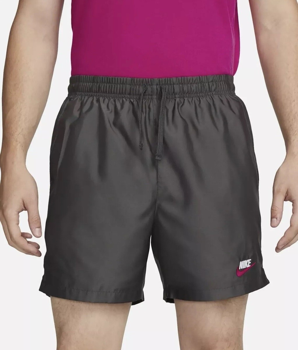 nike nsw classic fit shorts