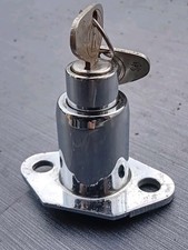 VW Type 3 Variant tailgate lock and key Squareback 1600L Typ 3