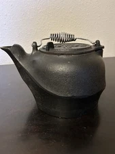 Vintage Lodge Cast Iron T-Kettle - Pattern No. 4T - K2 - Heavy! Free Ship!