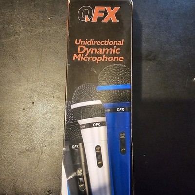 Dynamic Microphone With A High Grade Low Noise Cable