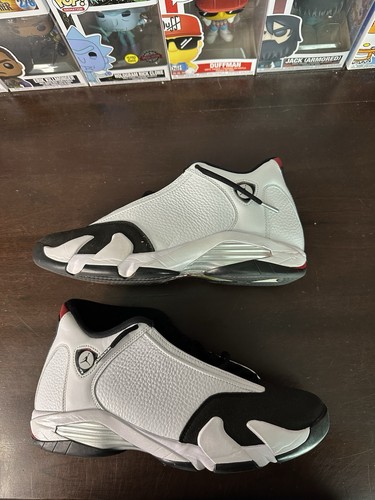 Talla 10.5- Air Jordan 14 Retro 2024 Puntera Negra (487471-160) - Imagen 4 de 6