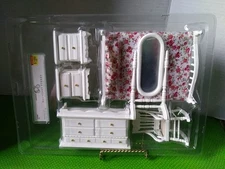 Mayberry Street Miniatures Dollhouse Pink Floral  Bedroom Set  6 Pieces