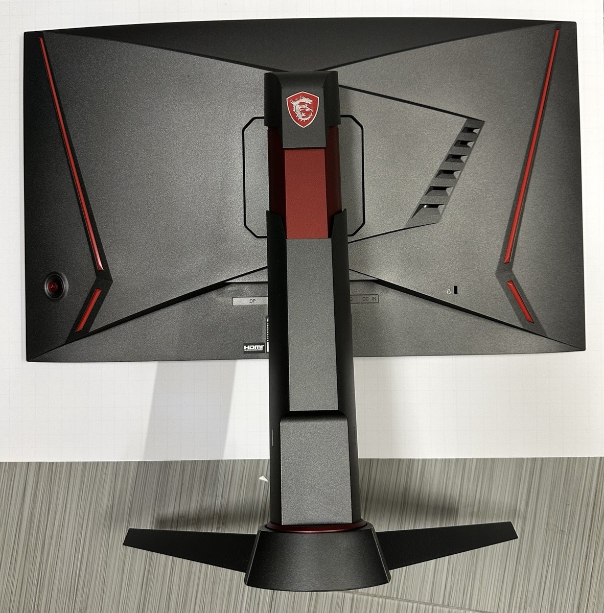 BROKEN) MSI Optix MAG27CQ 27