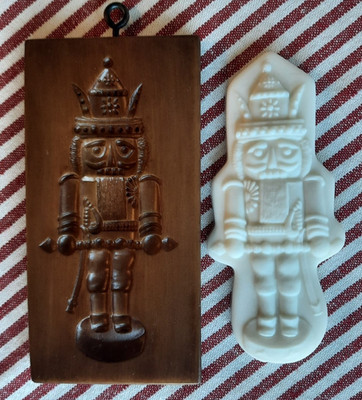Springerle Speculaas Gingerbread Marzipan Butter Cookie Press Mold - NUTCRACKER