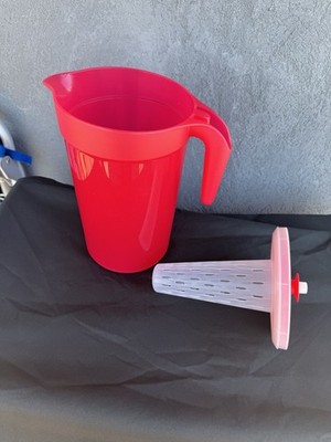   NEW Tupperware Pitcher 1 Gallon / 3.8L RED with Removable Beverage Infuser!