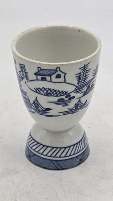 Antique 19th Century Chinese Export Egg Cup Transferware Blue & White Design 4''