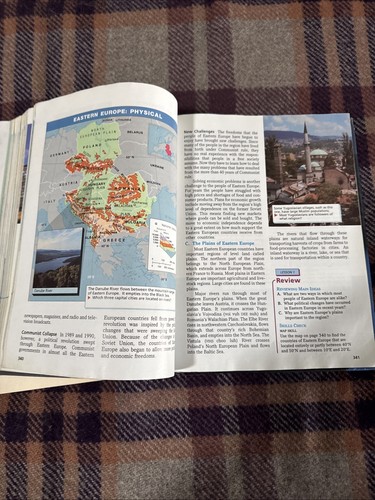 World Geography by Siver Burdett Ginn 1993 Teacher Student Set 0382321553 - Picture 12 of 12