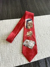 Gorgeous handmade Dino Romaro Tie