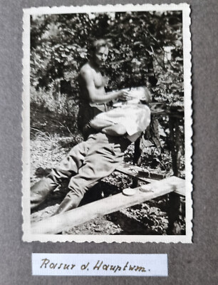 Russia Captain's Shave A041-309