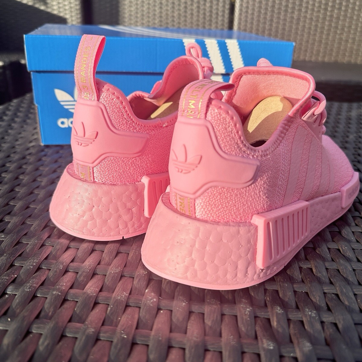 Adidas NMD_R1 Bliss Pink Women's Athletic Shoes IE9078 Size 5.5 | eBay