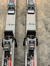 Head 260 Skiis 152cm W/ Tyrolia Bindings Poles