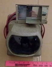 Villa Manufacturing Fixed-Focus Slide Viewer Model 22 - Used