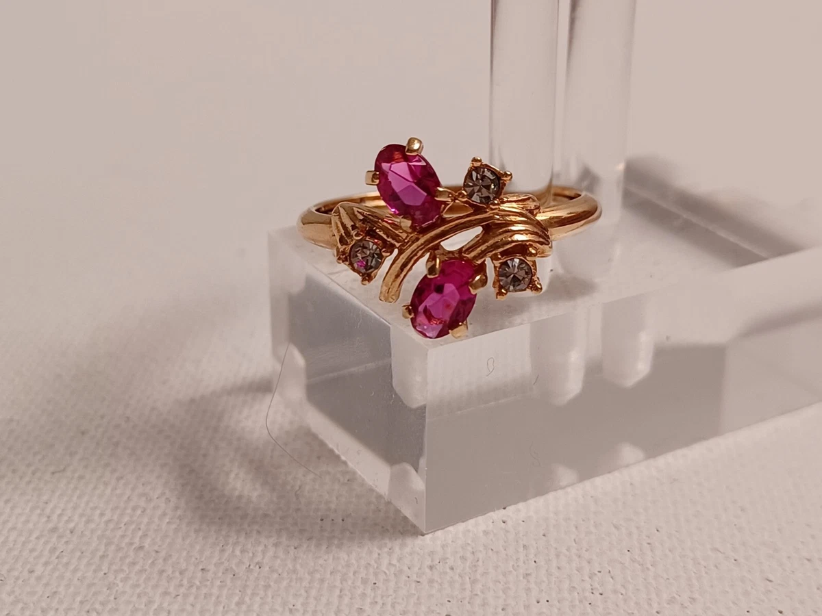 Vintage Avon Faux Ruby Red Rhinestone Gold Tone Ring Size 6.5 7.5