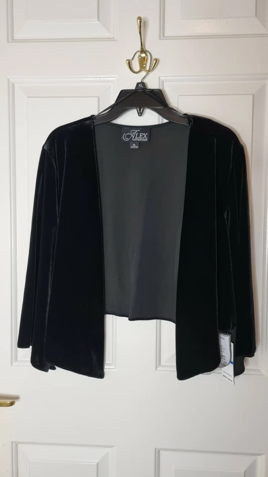 Alex Evenings - Black Velvet Crop Jacket - Size XL - RRP £50 - Image 2 of 4