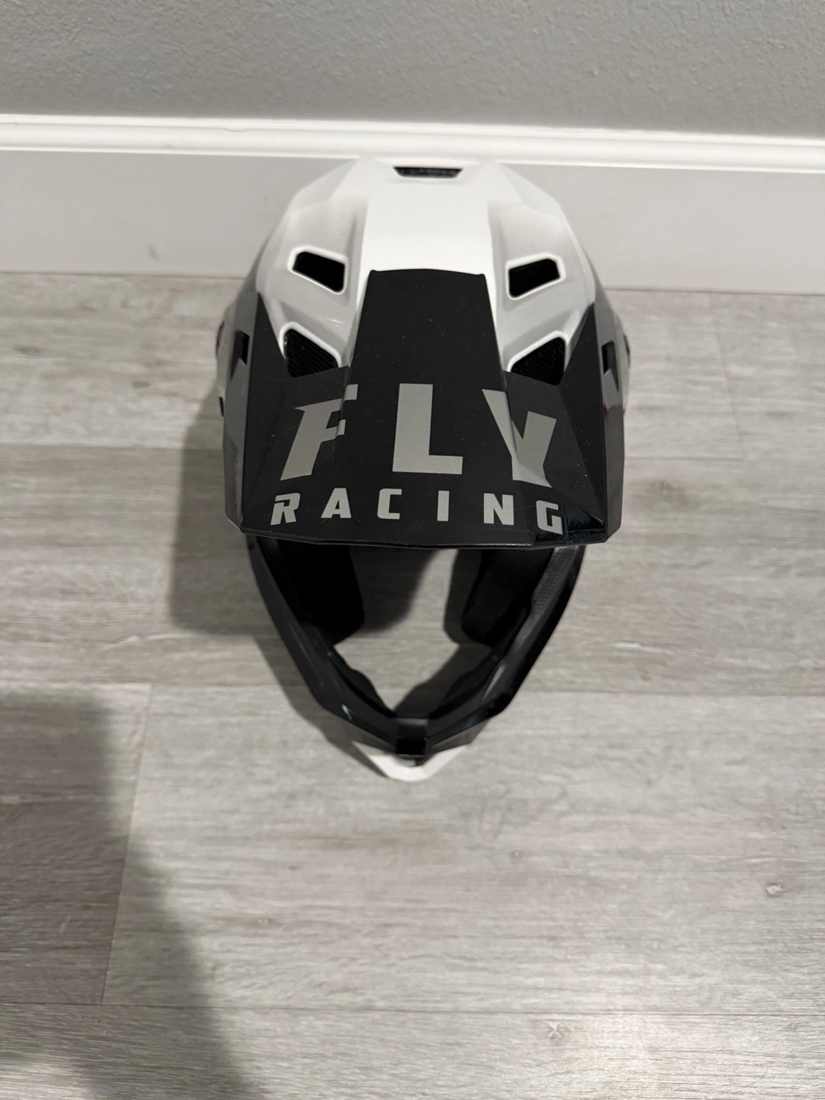 FLY RACING FULL FACE BLACK, WHITE & SILVER YOUTH MEDIUM HELMET