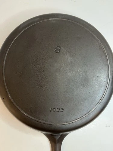 Vintage Iron Mountain by Griswold #8 Skillet with Heat Ring, 1033, Circa 1940