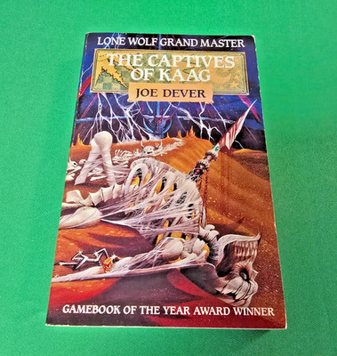 The Captives of Kaag **Nr MINT 1st/1st RED FOX EDITION!** Joe Dever Lone Wolf #2