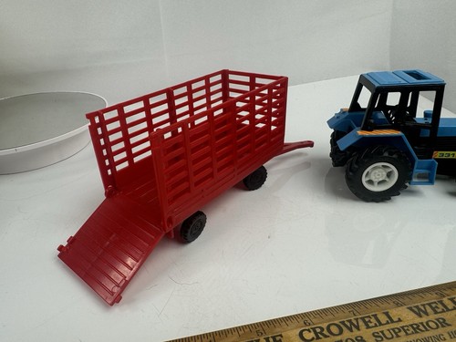 New-Ray Blue 331 Tractor Red Hay Wagon Trailer Toy Collectible - Picture 11 of 11