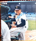 WILLIE MAYS AUTOGRAPHED NY GIANTS 8X9 COLOR GLOSSY PHOTO (PSA/DNA)