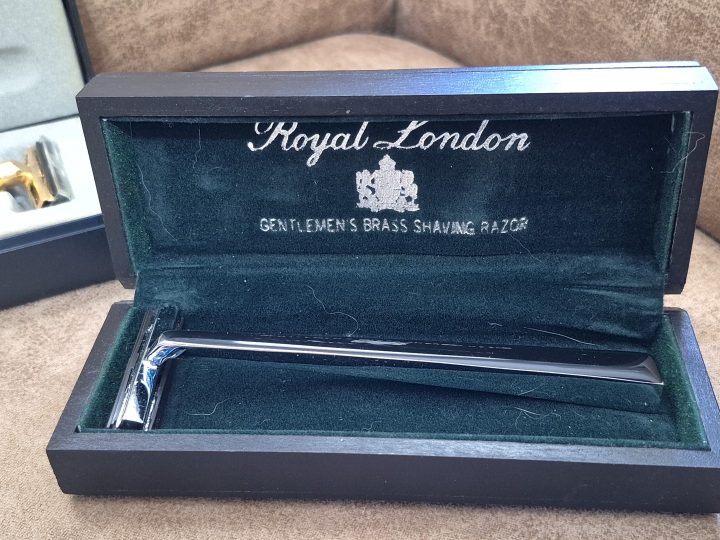 Unbranded Razor 2 Vintage Royal London Black Marble & Brass Razors And 1 Unbranded ...