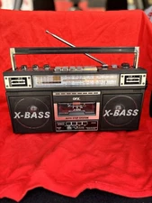QFX J-22U Cassette Player Boombox with 4-Band Radio AS-IS