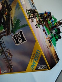 LEGO Collectors Condition 6270 Pirates: Forbidden Island & Instructions & Box