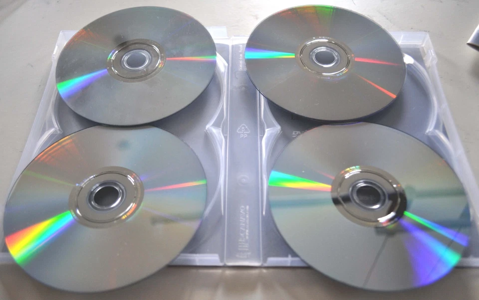 Original Mercedes-Benz Europa Navigations DVD Audio 50 APS 2011 4 DVDs Top   #19 - Bild 3 von 4