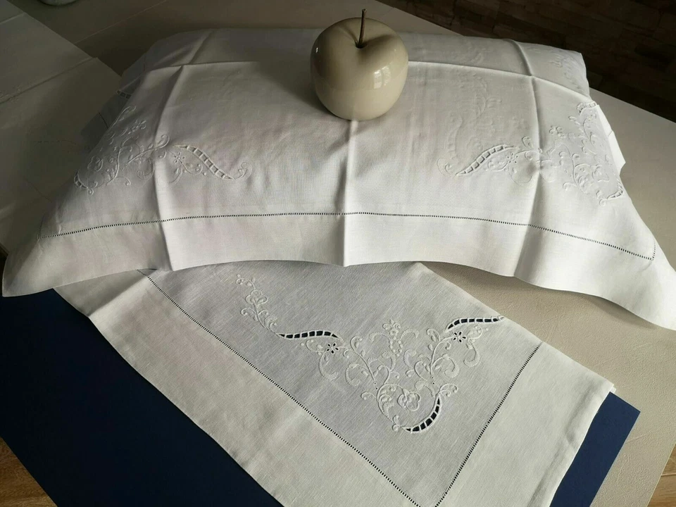 Sábana rica en lino puro con talla bordado hecha a mano Foto 4 de 4