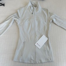 Lululemon Define Nulu Jacket - Bone / Size 4