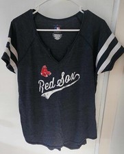Boston Red Sox Women s Shirt Size 0 MLB V-Neck Gray Graphic Tee Short Sleeve