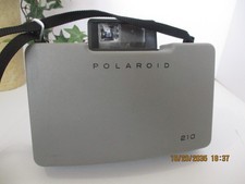Polaroid Automatic Land Camera Model 210 Gray HardCase Cold Clip Manual