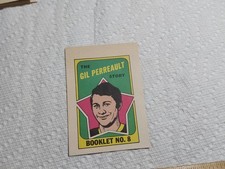 1971 - 72 O PEE CHEE - # 8 GIL PERREAULT BOOKLET - BUFFALO SABRES