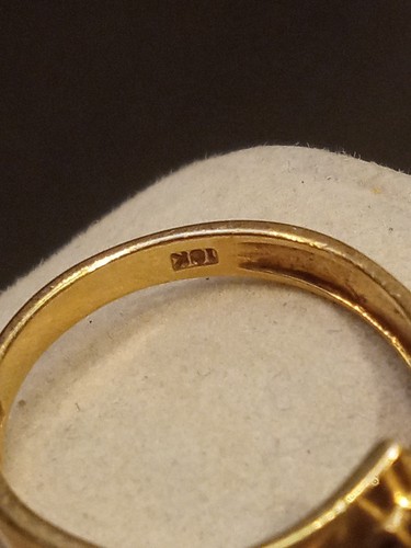 10K Yellow Gold Ruby and Diamond Ring Size 5.5 Circa 1980 - Picture 4 of 13