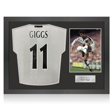 Ryan Giggs Signed Original Manchester United 1997-99 Away Shirt. Icon Frame
