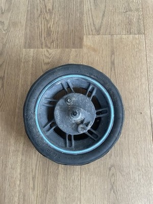 Vorderrad Ninebot G 30 mit Trommelbremse blau mit Vorderreifen