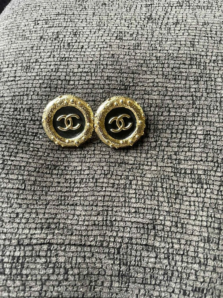 Vintage Chanel Pair of Gold Tone & Black Metal Clip On Buttons CC Logo - Image 3 of 4