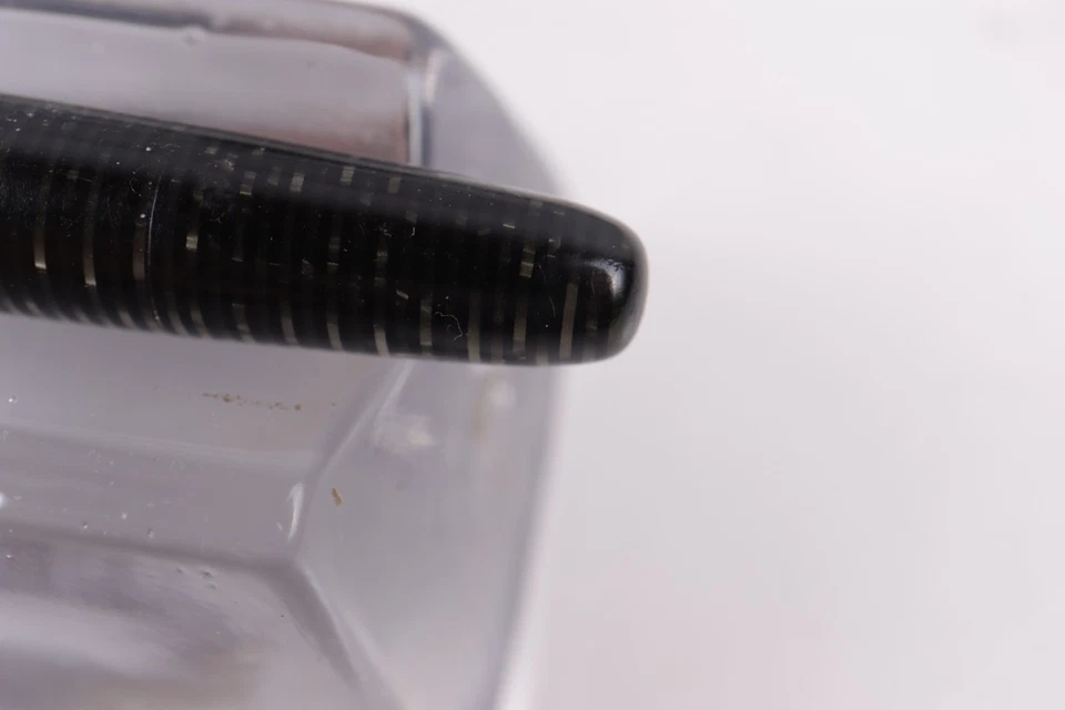 Parker Vacumatic Gris Perla== Dos Tonos Plumín Foto 4 de 4