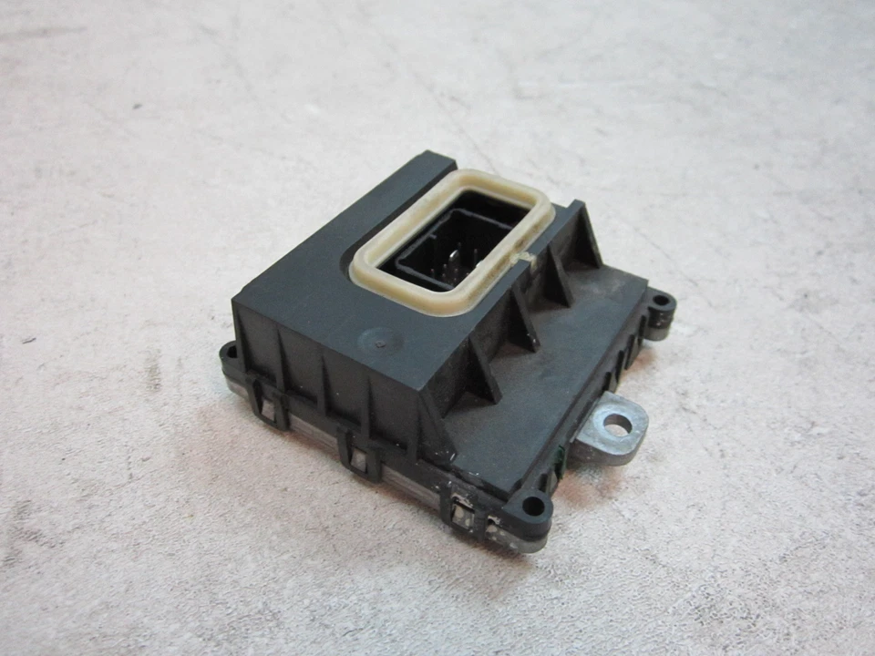 nn712245 BMW 325Ci 330Ci 2004 2005 2006 Headlight Xenon Adaptive Control Module  - Изображение 3 из 3