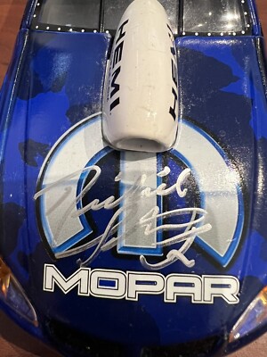 2006 Richie Stevens Jr. MOPAR Dodge Stratus Signed JSA 1:24 NHRA