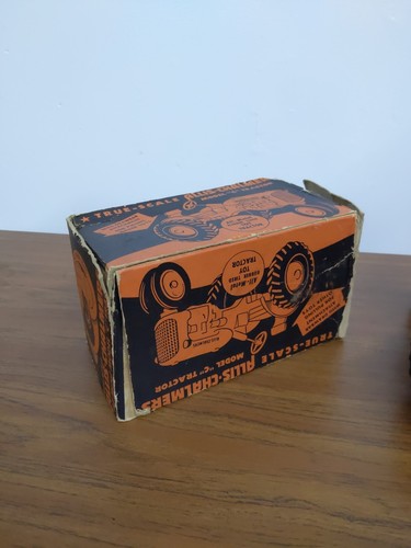 1/12 1947 American Precision Allis Chalmers C Tractor With Box - Picture 5 of 7
